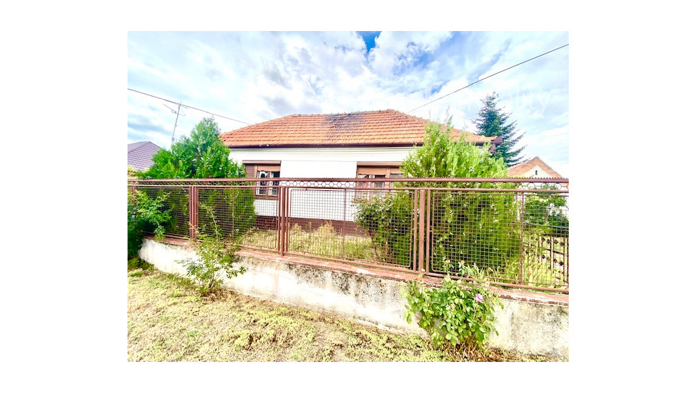 Predaj- 3 izbový rodinný dom Nesvady