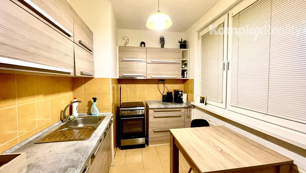 Predaj - 2 izbový byt po rekonštrukcií, Nové Zámky