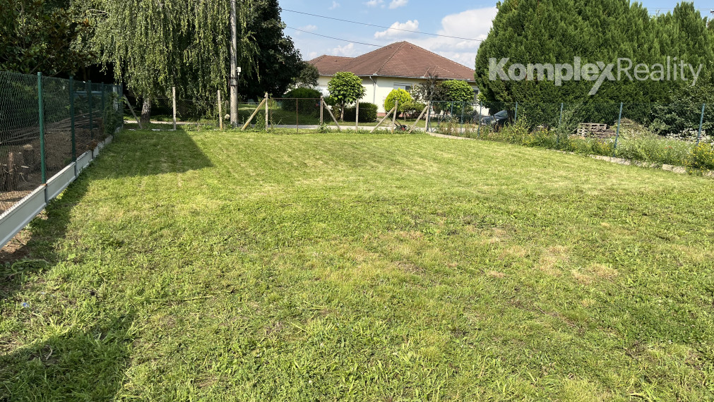 REZERVOVANÉ! Predaj- stavebný pozemok 374 m2 Zemné