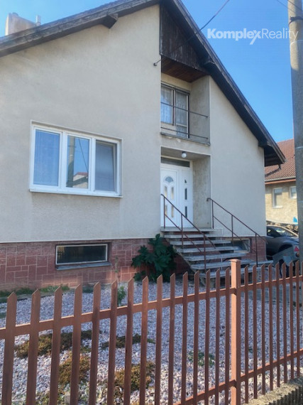 Predaj 4 izbového rodinného domu ,Tešedíkovo