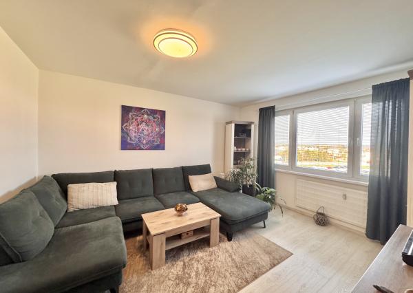 Predaj- slnečný 3-izbový byt v top lokalite Šurian – ideálny na bývanie aj investíciu