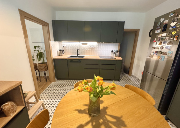 Na predaj moderné bývanie s výhľadom na mesto – 3-izbový byt na Novomeského ulici v Šali