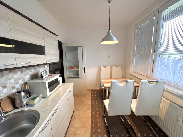 Prenájom- 1 izbový byt sídl. JUH Nové Zámky