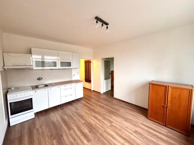 Na predaj útulný 1-izbový byt vo výbornej lokalite – Nové Zámky