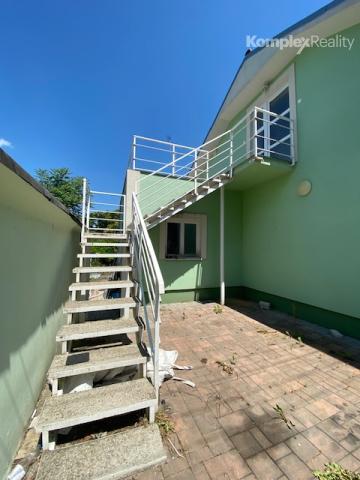 Predaj- zrekonštruovaný rodinný dom vhodný aj na podnikanie  v Nových Zámkoch