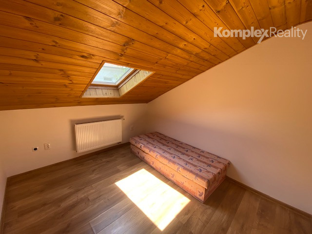 Predaj- zrekonštruovaný rodinný dom vhodný aj na podnikanie  v Nových Zámkoch