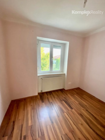 Predaj- 4i  dom v tichej lokalite s vizualizáciou interiéru, Šurany