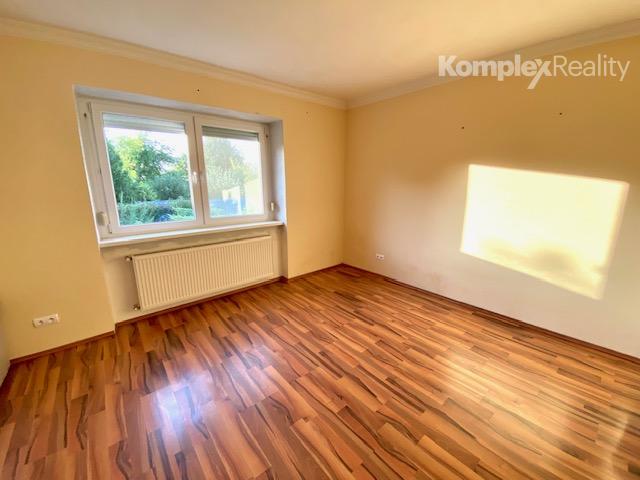 Predaj- 4i  dom v tichej lokalite s vizualizáciou interiéru, Šurany