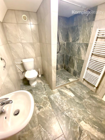 Predaj- 4i  dom v tichej lokalite s vizualizáciou interiéru, Šurany