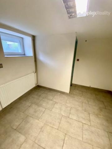 Predaj- 4i  dom v tichej lokalite s vizualizáciou interiéru, Šurany