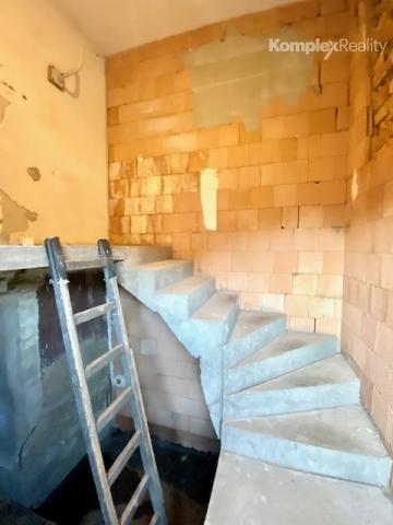 Predaj- 4i  dom v tichej lokalite s vizualizáciou interiéru, Šurany