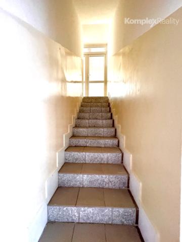 Predaj- priestranný rodinný dom s možnosťou podnikania v centre Nových Zámkov