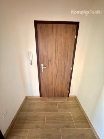 Prenájom-  zariadený 2i byt s balkónom Nové Zámky