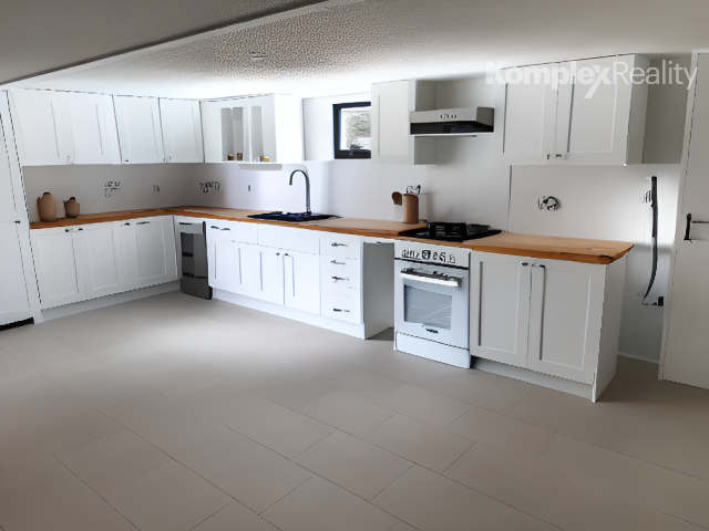 Predaj- 4i  dom v tichej lokalite s vizualizáciou interiéru, Šurany