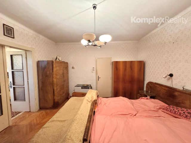 Predaj- 3i rodinný dom  s garážou a letnou kuchyňou Nové Zámky