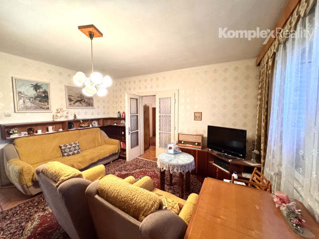 Predaj- 3i rodinný dom  s garážou a letnou kuchyňou Nové Zámky