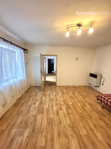 Predaj- rodinný dom vo vidieckom štýle , Trávnica