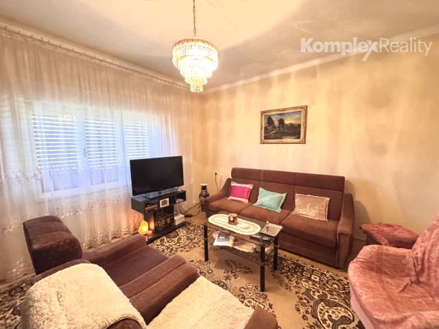 Na predaj rodinný dom s dielňou, garážou a udržiavanou záhradou – Rúbaň