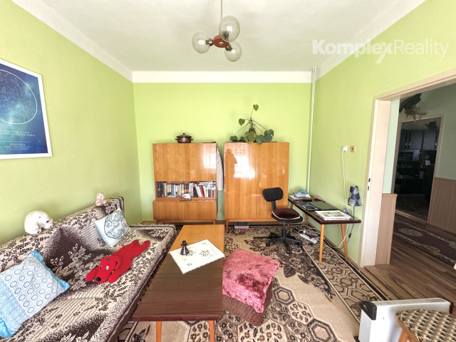 Na predaj rodinný dom s dielňou, garážou a udržiavanou záhradou – Rúbaň