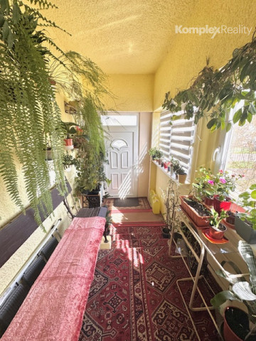 Na predaj rodinný dom s dielňou, garážou a udržiavanou záhradou – Rúbaň