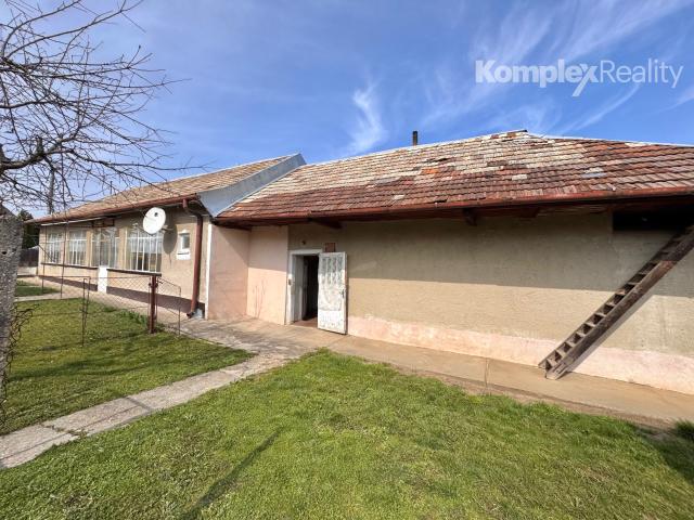 Predaj- rodinný dom vo vidieckom štýle , Trávnica