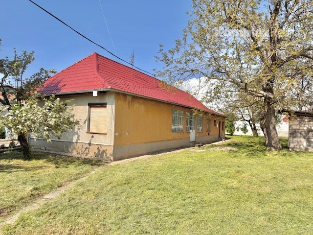 Na predaj 4i rodinný dom vo vidieckom štýle, obec Vinodol – len 18 km od Nitry