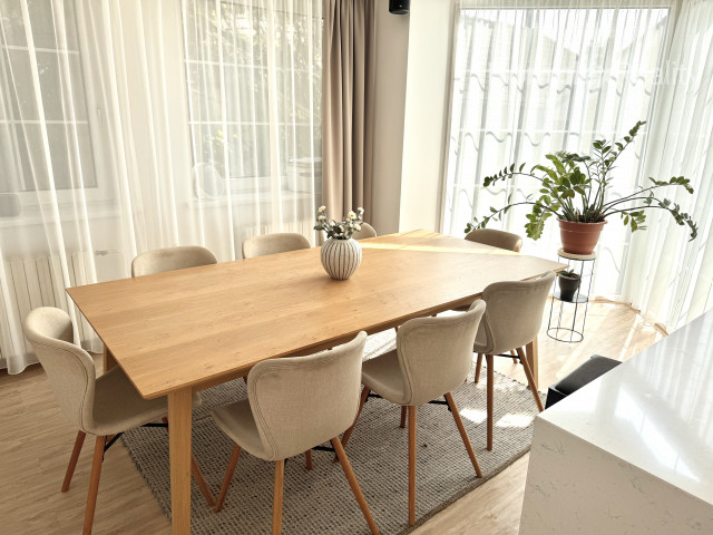 Na predaj nadštandardný 5-izbový rodinný dom s dvojgarážou a wellness zónou, Bánov (okres Nové Zámky)