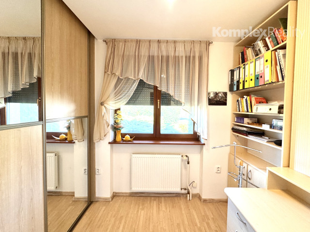 Predaj- 4 izbový átriový rodinný dom Milionárska štvrť, Nové Zámky