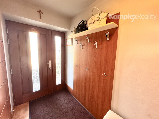 Predaj- 4 izbový átriový rodinný dom Milionárska štvrť, Nové Zámky