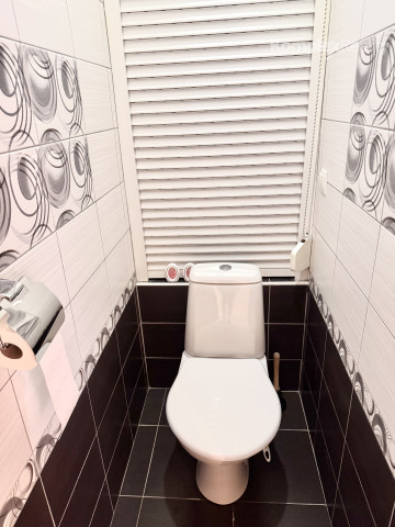 Na prenájom- priestranný 3i byt s loggiou, ul. Vajanského , Nové Zámky