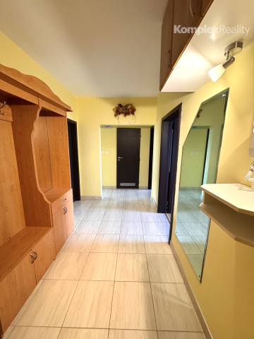 Na prenájom- priestranný 3i byt s loggiou, ul. Vajanského , Nové Zámky