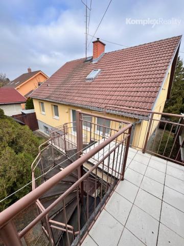 Predaj- zabehnutý penzión a rodinný dom, Štúrovo