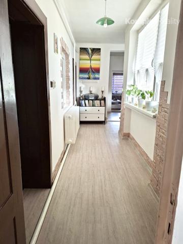 Predaj- útulný  3i rodinný dom po rekonštrukcii v tichej časti obce Nýrovce