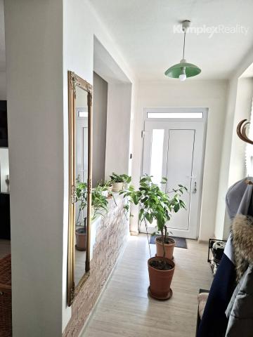 Predaj- útulný  3i rodinný dom po rekonštrukcii v tichej časti obce Nýrovce