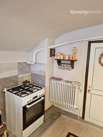 Predaj- útulný  3i rodinný dom po rekonštrukcii v tichej časti obce Nýrovce