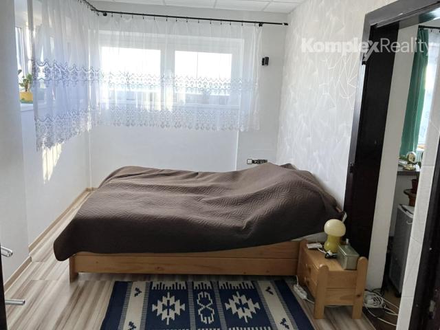 Predaj- priestranný 4 izbový dom  s pekným pozemkom v obci Dolný Ohaj