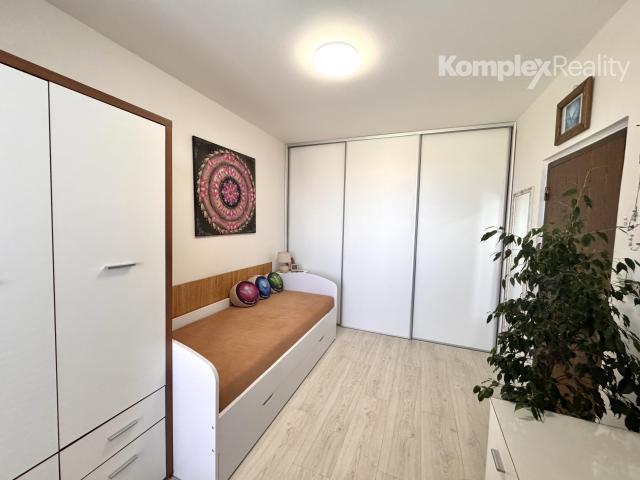 Predaj- slnečný 3-izbový byt v top lokalite Šurian – ideálny na bývanie aj investíciu