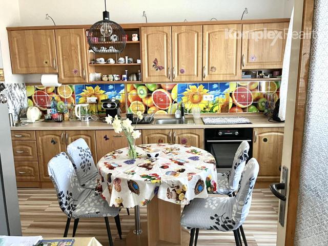 Predaj- priestranný 4 izbový dom  s pekným pozemkom v obci Dolný Ohaj