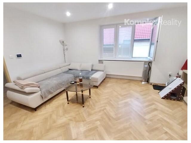 Prenájom- 3 izbový byt po rekonštrukcii, Nové Zámky