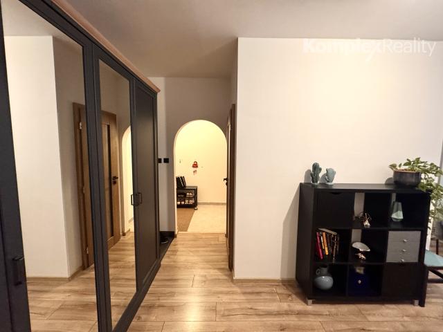 Na predaj moderné bývanie s výhľadom na mesto – 3-izbový byt na Novomeského ulici v Šali