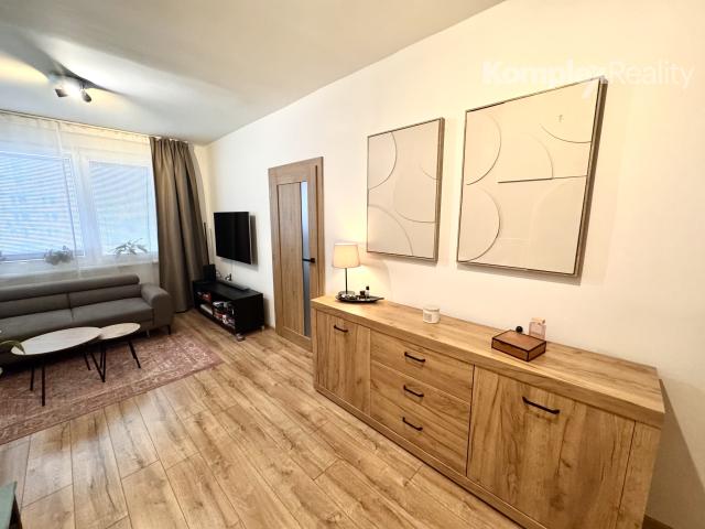 Na predaj moderné bývanie s výhľadom na mesto – 3-izbový byt na Novomeského ulici v Šali