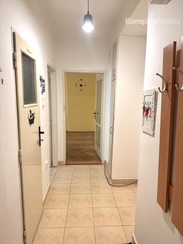 Prenájom- 2 izbový zariadený byt, centrum Nové Zámky