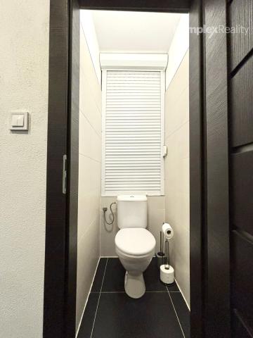 Predaj- 3 izbový byt 84m2 po rekonštrukcii, JUH Nové Zámky