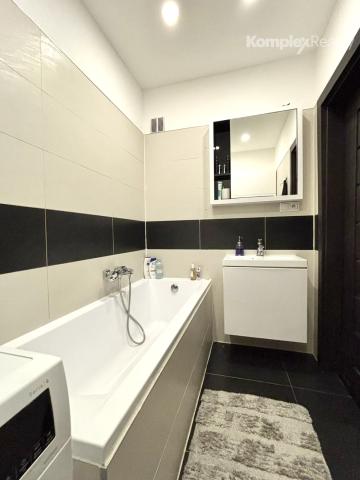 Predaj- 3 izbový byt 84m2 po rekonštrukcii, JUH Nové Zámky