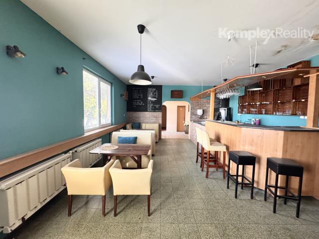 Na predaj komerčný objekt v obci Andovce, len 2 km od Nových Zámkov.