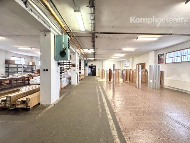 Na predaj veľkokapacitný skladovo-výrobný objekt v priemyselnej zóne Nových Zámkov – ideálne miesto pre vaše podnikanie