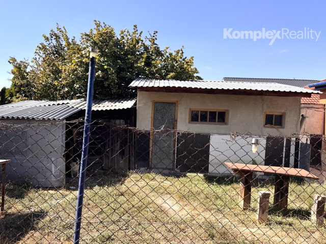 NA PREDAJ 3-IZBOVÝ RODINNÝ DOM S PRIESTRANNÝM POZEMKOM – ŠURANY