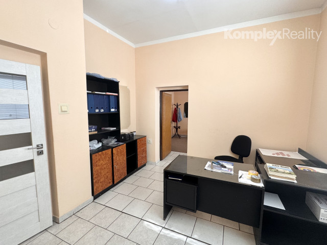 INVESTIČNÁ PRÍLEŽITOSŤ – PRIEMYSELNÝ AREÁL V ŠURANOCH ,POZEMOK 4 345 m²