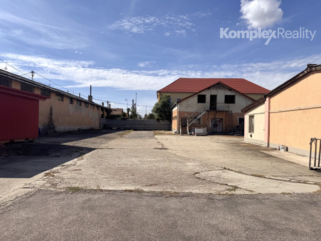 INVESTIČNÁ PRÍLEŽITOSŤ – PRIEMYSELNÝ AREÁL V ŠURANOCH ,POZEMOK 4 345 m²