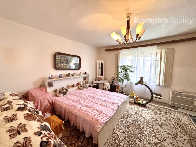 PREDAJ- RODINNÝ DOM S VEĽKÝM ROŽNÝM POZEMKOM 1 744 m² – RÚBAŇ
